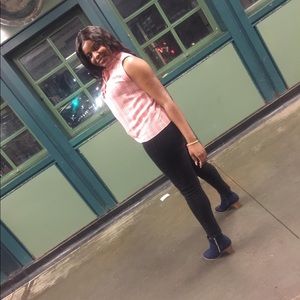 Meet your Posher, Cherlanda